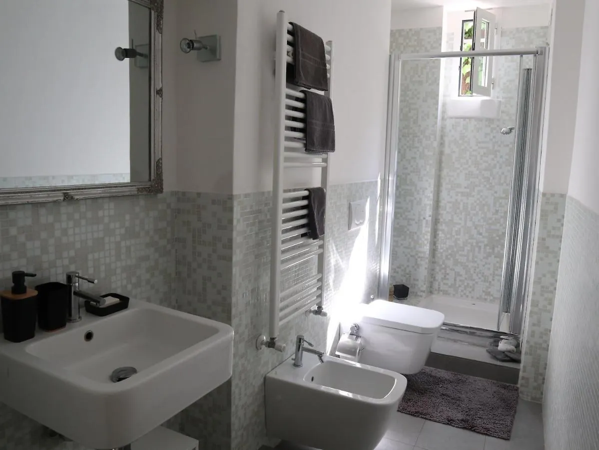 Paki Home Nel Cuore Dei Navigli Di Milano Апартаменты
